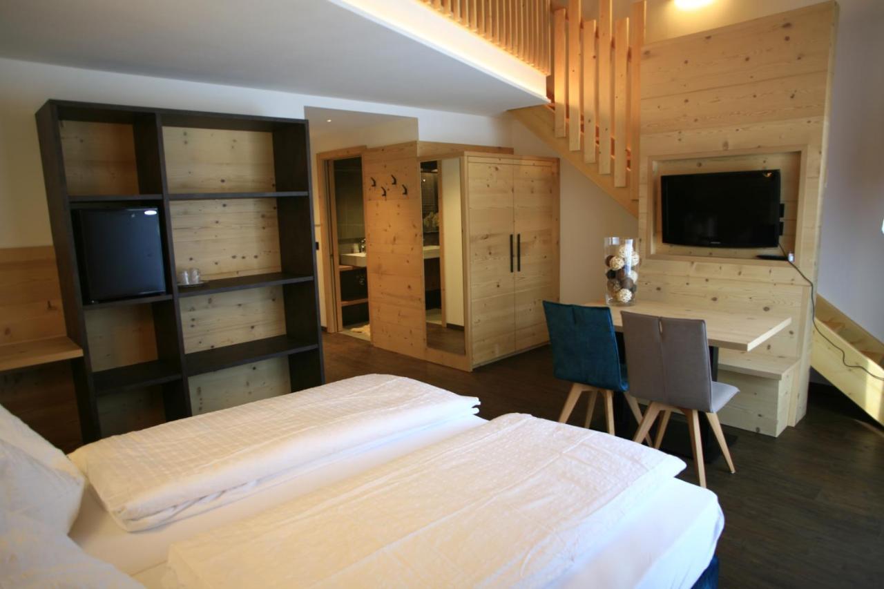 Alpen Hotel Vidi Madonna Exteriör bild