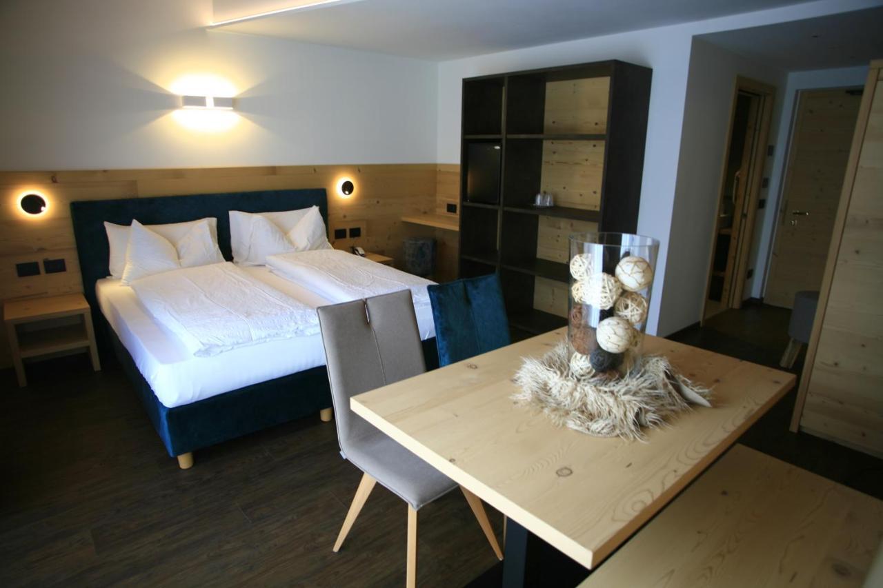Alpen Hotel Vidi Madonna Exteriör bild