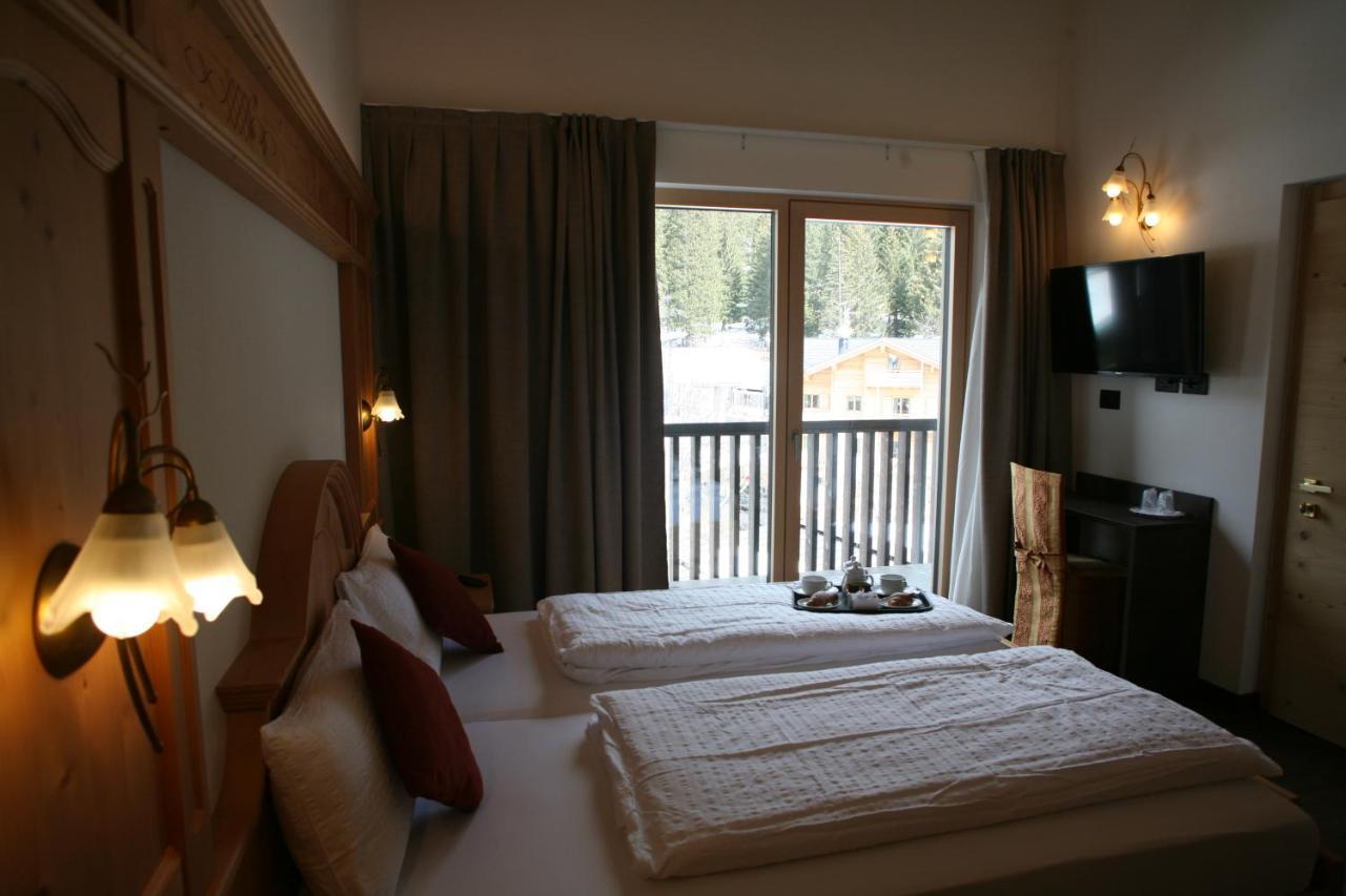 Alpen Hotel Vidi Madonna Exteriör bild