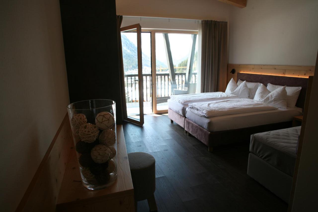 Alpen Hotel Vidi Madonna Exteriör bild