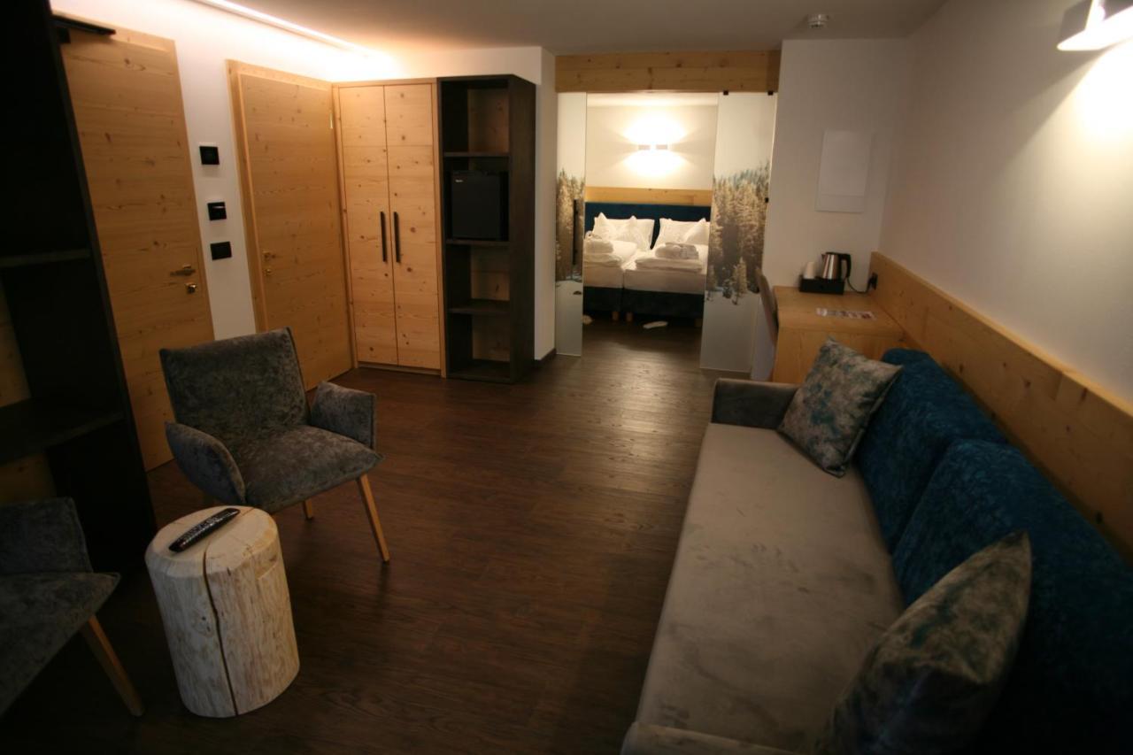 Alpen Hotel Vidi Madonna Exteriör bild