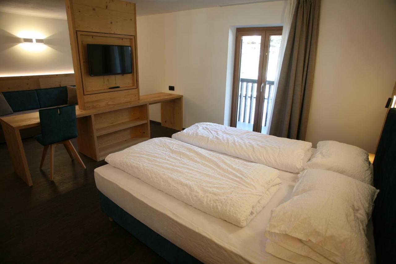 Alpen Hotel Vidi Madonna Exteriör bild