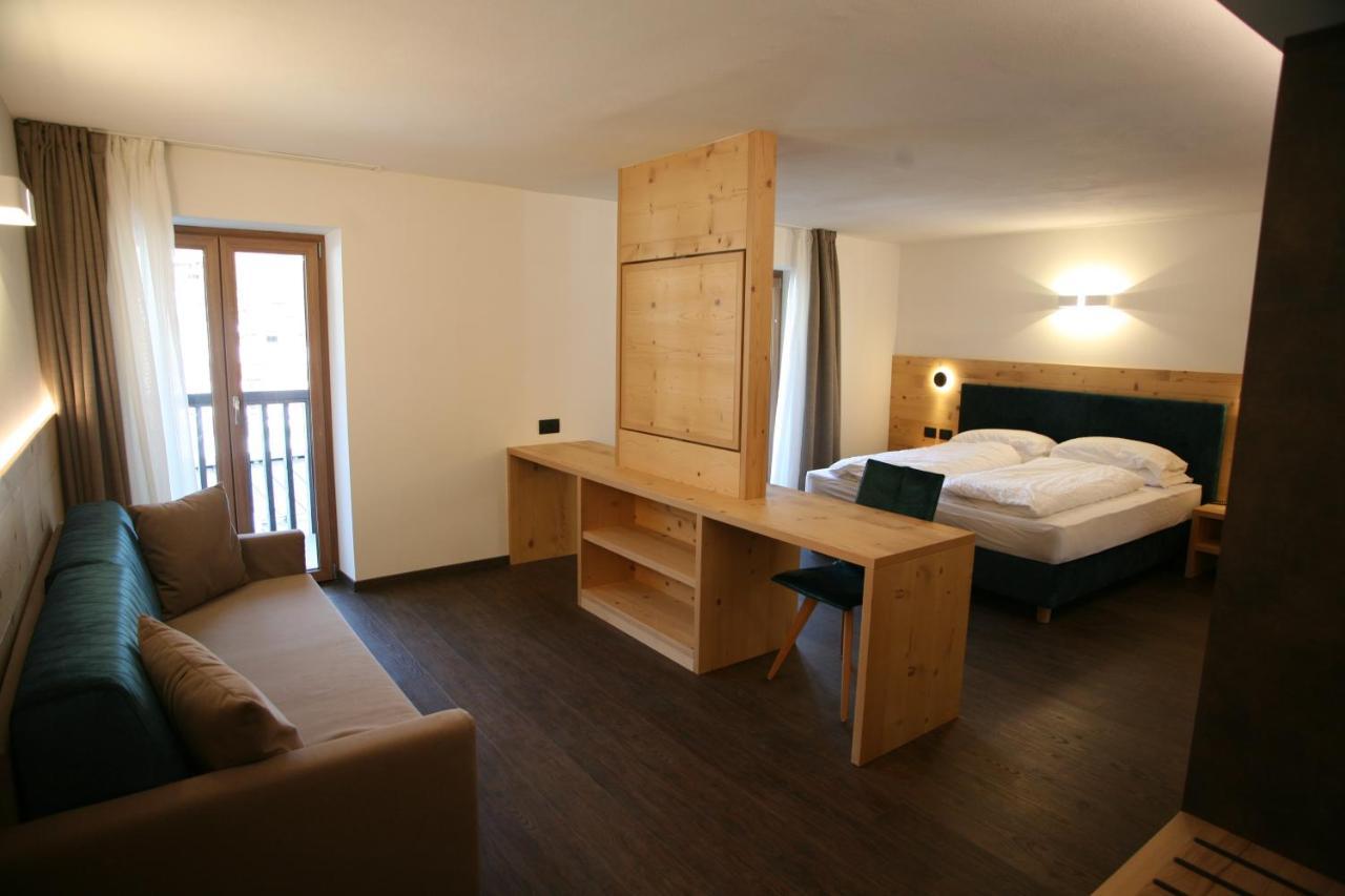 Alpen Hotel Vidi Madonna Exteriör bild