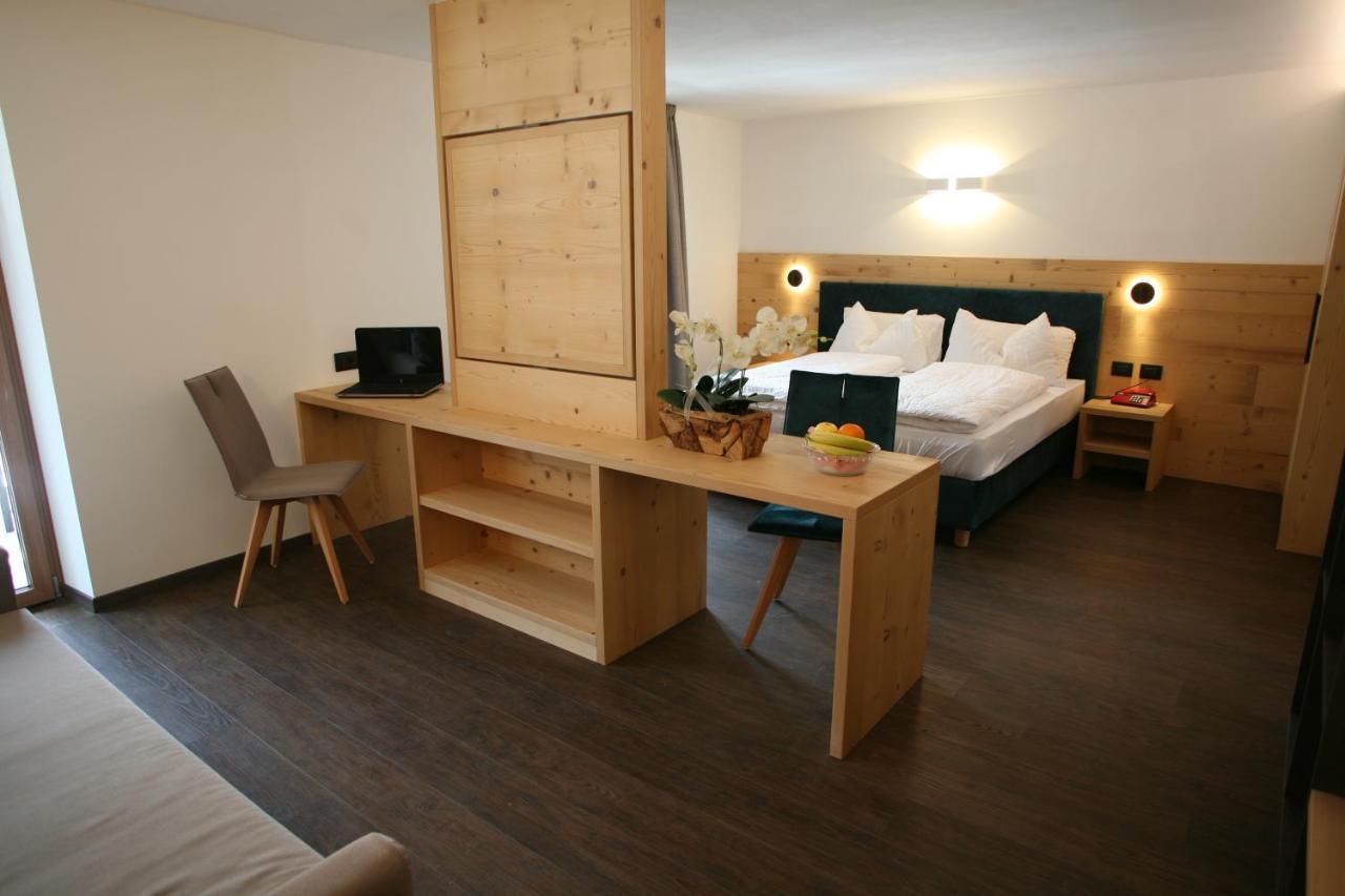 Alpen Hotel Vidi Madonna Exteriör bild