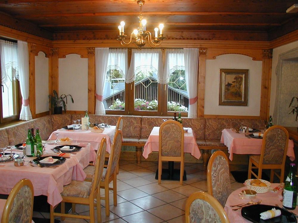 Alpen Hotel Vidi Madonna Exteriör bild